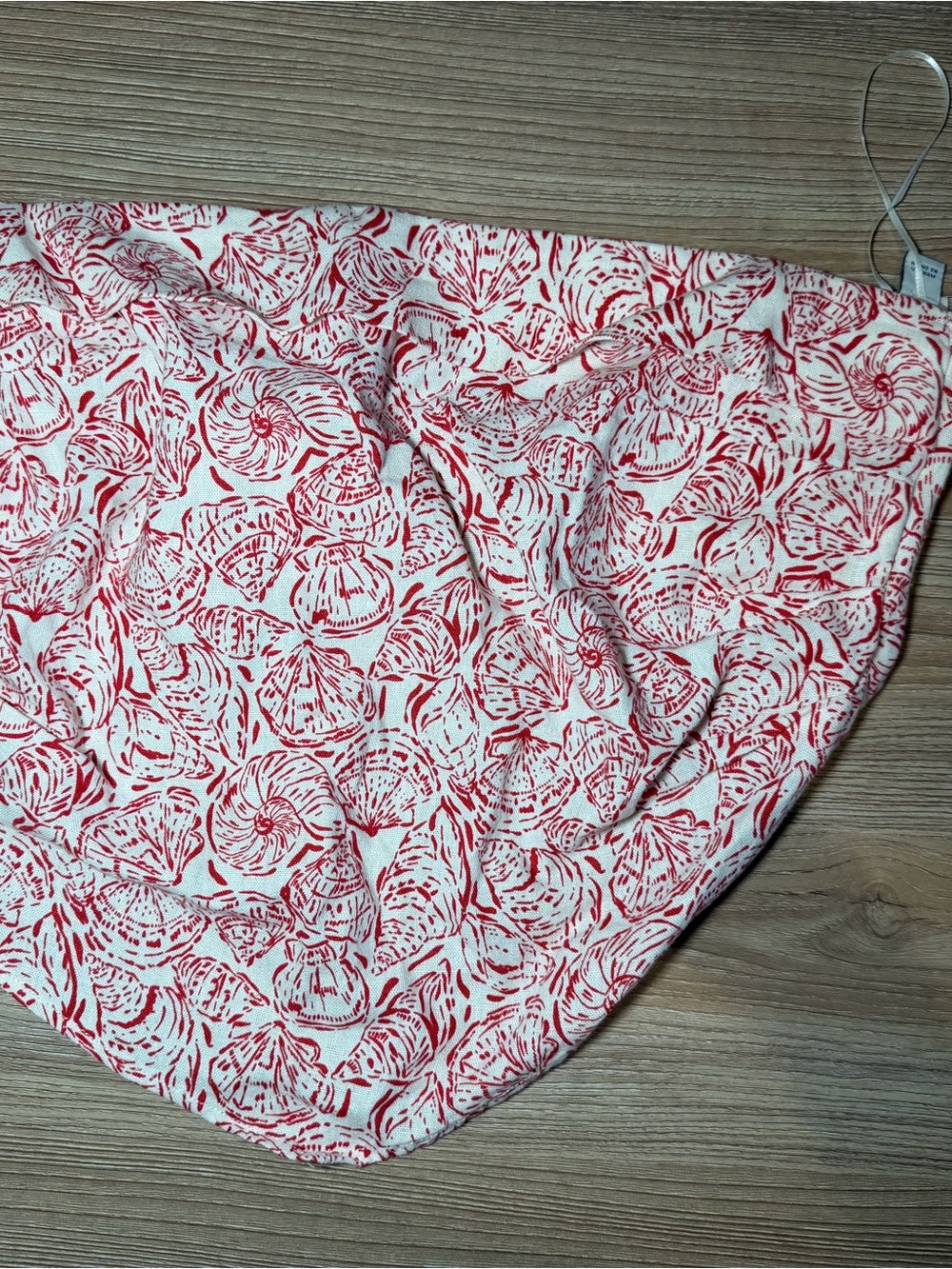 Women’s size small crop top tie back shell pattern